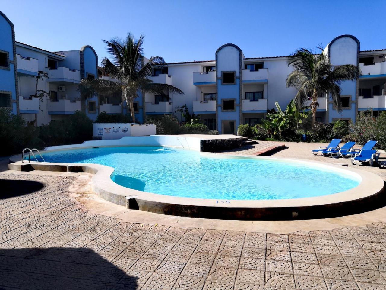 Sal Service Blu Moradias Residence With Pool Santa Maria Bagian luar foto