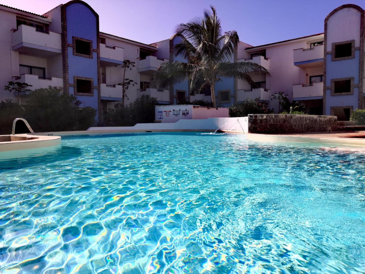 Sal Service Blu Moradias Residence With Pool Santa Maria Bagian luar foto